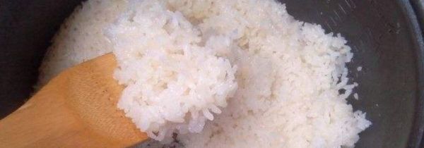 蒸米饭可以放牛奶吗
