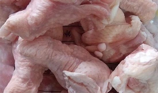 如何快速解冻鸡肉