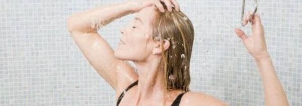 晚上先洗头还是先洗澡