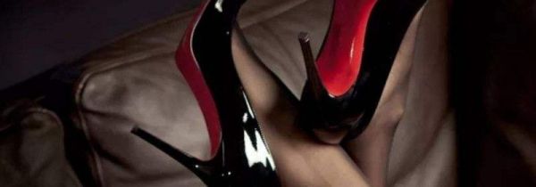 夏季丝袜搭配什么鞋