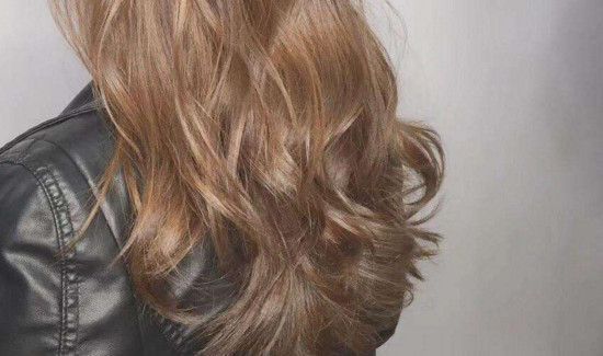 烫发后掉发怎么办