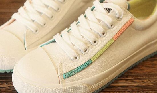 穿帆布鞋磨脚后跟怎么办