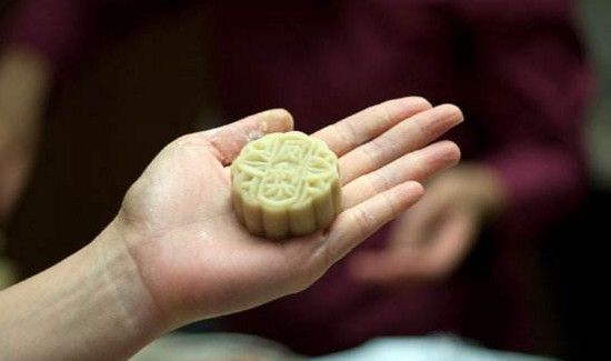 普通面粉能做月饼吗