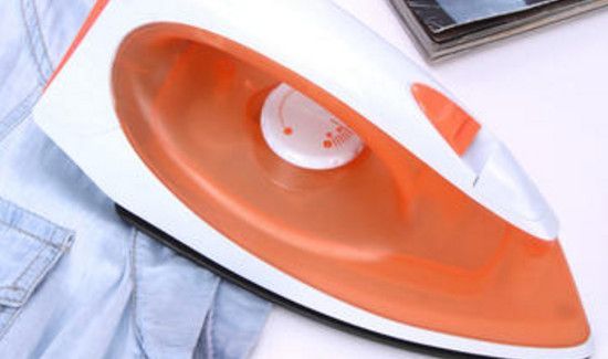 电熨斗漏水怎么回事