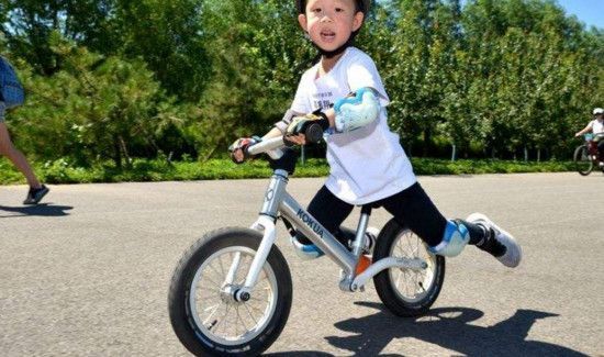 平衡车适合多大孩子玩