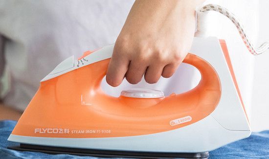 电熨斗漏水会有哪些现象