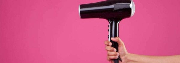 吹风机进水烧了怎么办