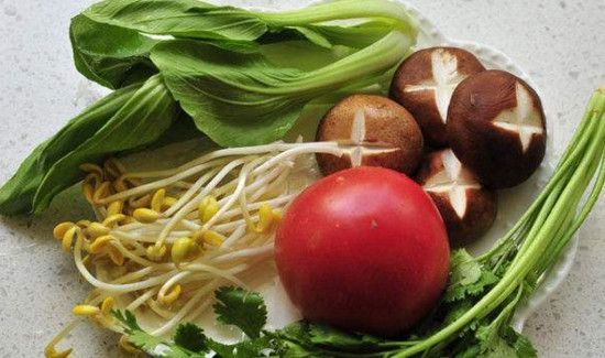 西红柿油菜能一起吃吗