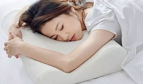 乳胶枕头可以晒太阳吗