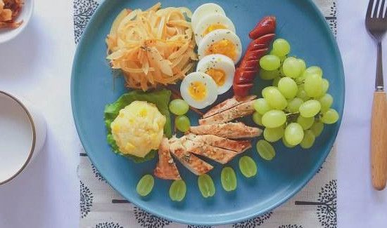 一天吃一顿饭一个月能瘦多少斤