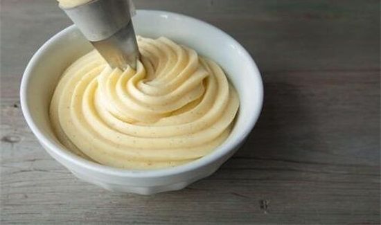 奶油发酸了吃了有事吗