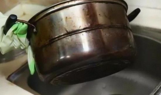 去除锅底厚硬黑垢