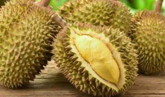 螃蟹可以和榴莲一起吃吗