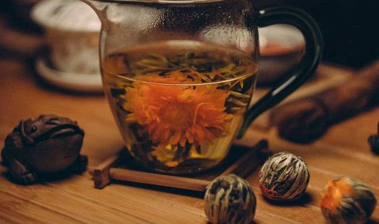 乌龙茶能和菊花一起泡吗