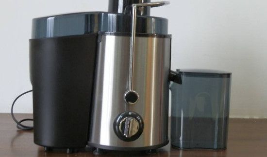 榨汁机榨果汁要加水吗