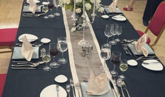 西餐餐布怎么用图解