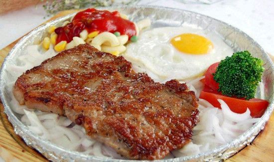 西餐切牛排方法