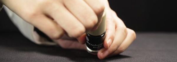 指甲油干了怎么办