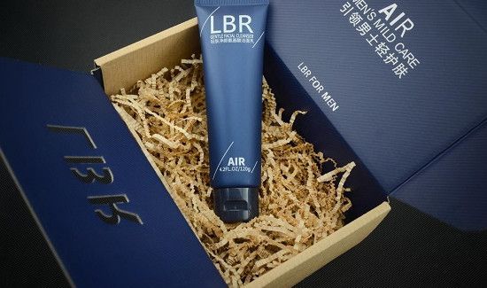 适合男生用的洗面奶