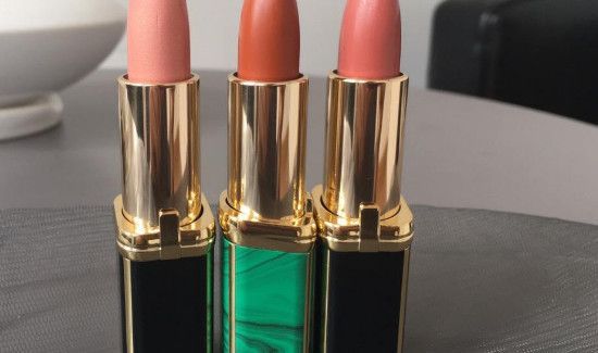 口红日期怎么看