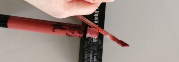 液体唇膏干了怎么办