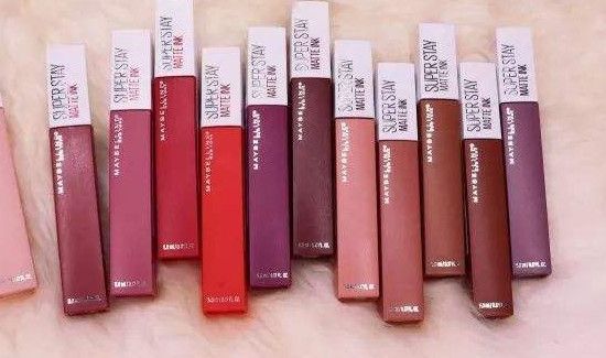 液体唇膏和固体唇膏的区别