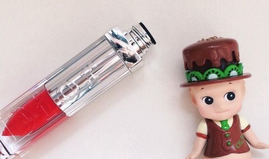 液体唇膏和固体唇膏的区别