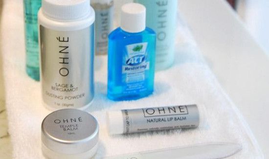 润唇膏可以带上飞机吗