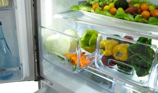 冰箱冷藏室有水