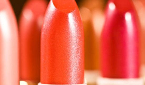 口红过期了再用有什么后果