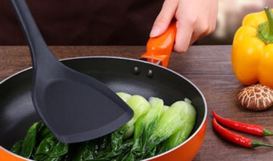 硅胶铲子好用吗