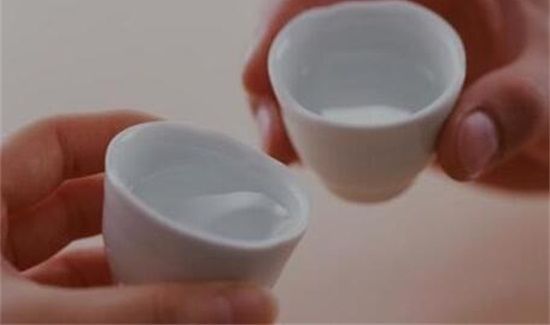 白酒和海带能一起食用吗