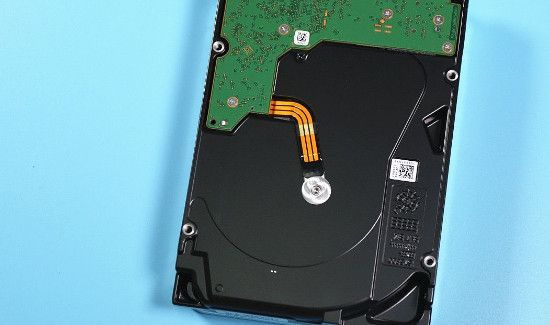 氦气盘和空气盘区别