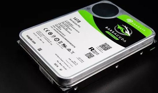 氦气盘和空气盘区别