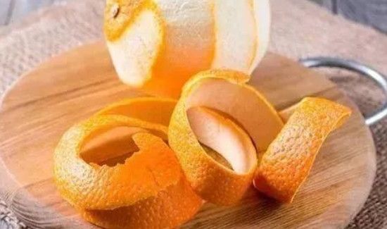 柚子皮晒干能泡水喝吗