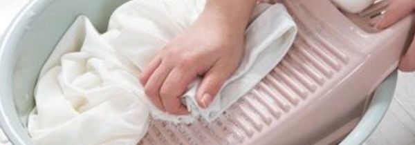 衣服上有涂料怎么洗得掉