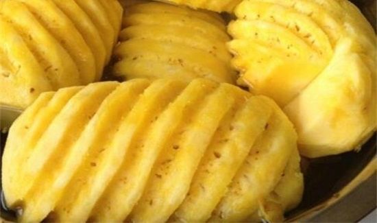 菠萝能瘦肚子吗