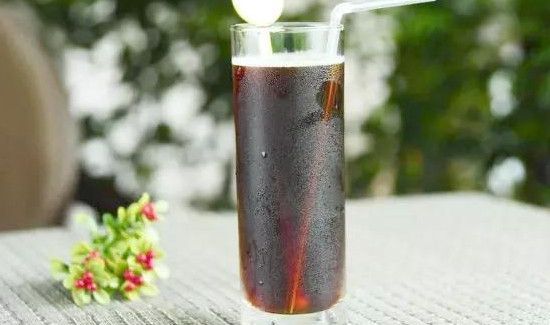 芒果和可乐可以一起吃吗