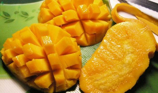 芒果和可乐可以一起吃吗