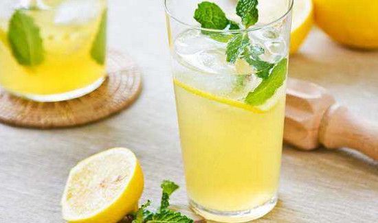 柠檬水可以加什么