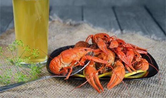 螃蟹啤酒一起吃会怎样