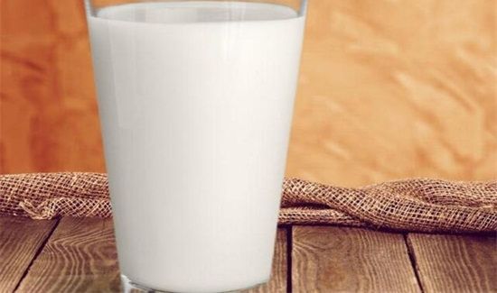 西梅和牛奶可以一起吃吗