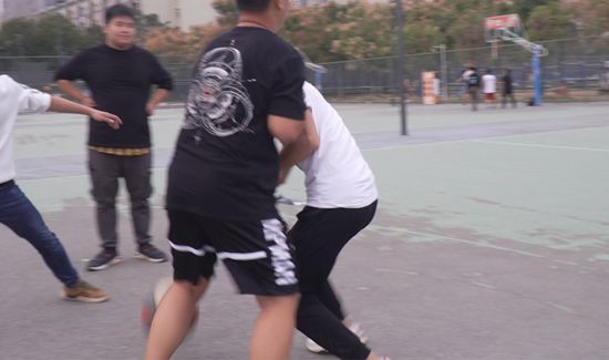 篮球规则犯规有哪些