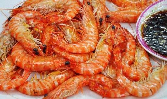 虾可以和石榴一起吃