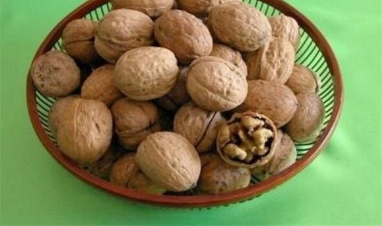 那三种人不能吃核桃