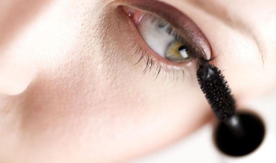睫毛如何卸妆