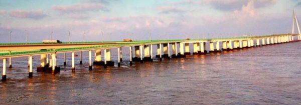 钱塘江入海的地方叫什么湾