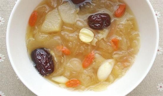 银耳泡了三天还能吃吗