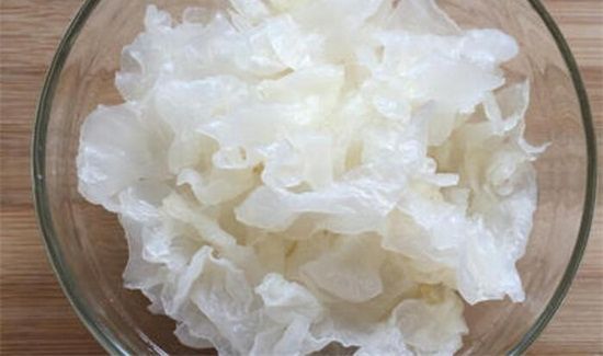 银耳没出胶吃有营养吗