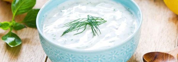 酸奶和柿子一起吃会有什么反应